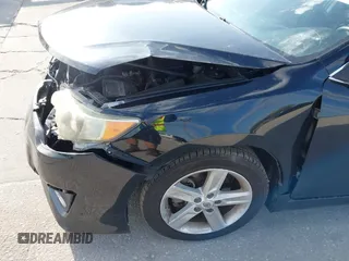 2012 Toyota Camry L with VIN 4T1BF1FK9CU078792, listed as a IAAI auction lot 41706353 with 135,515 mi miles and . Bid and sale history available at carsss.com. Image 6.