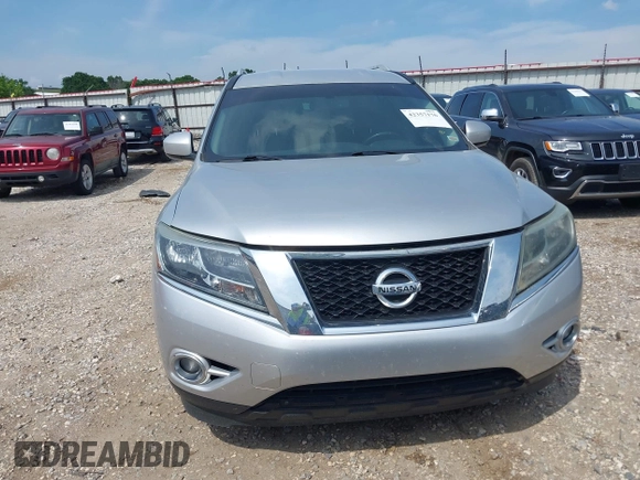 2015 Nissan Pathfinder SV with VIN 5N1AR2MN6FC607826, listed as a IAAI auction lot 42357176 with 176,280 mi miles and . Bid and sale history available at DreamBid. Image 12.