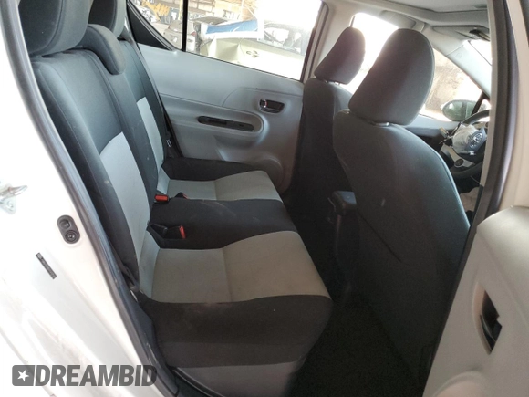 2013 Toyota Prius One z VIN JTDKDTB38D1033589, wystawiony jako Copart lot #55520355 z przebiegiem Nie podano mil oraz Szkoda całkowita • Salvage title. Historia ofert i sprzedaży dostępna na DreamBid. Obrazek 10.