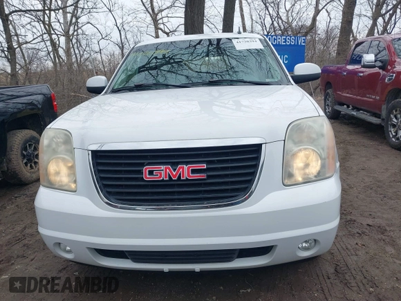 2007 GMC Yukon SLE with VIN 1GKFC13057R351385, listed as a IAAI auction lot 41720394 with 159,752 mi miles. Bid and sale history available at carsss.com. Image 13.