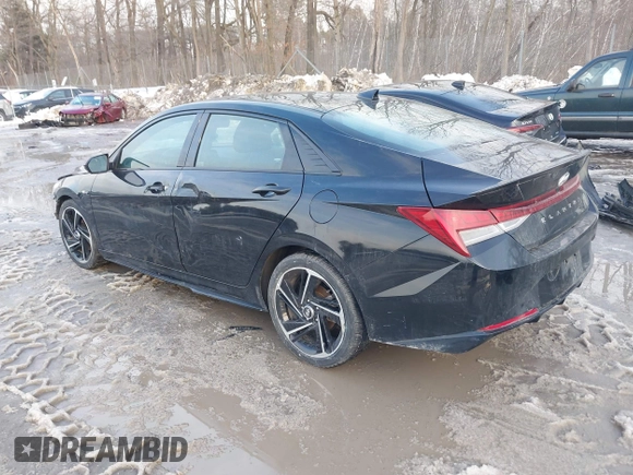 2023 Hyundai Elantra N Line z VIN KMHLR4AF9PU526879, wystawiony jako IAAI lot #41640771 z przebiegiem 51 446 mil mil oraz . Historia ofert i sprzedaży dostępna na DreamBid. Obrazek 3.