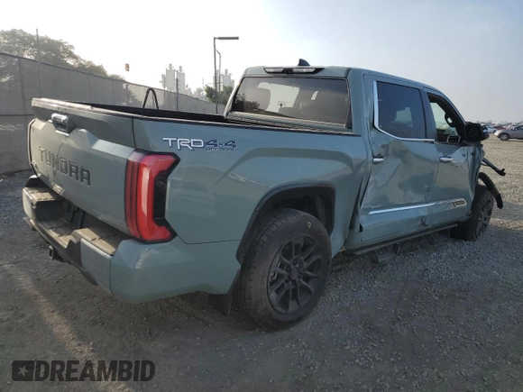 2024 Toyota Tundra 1794 Edition z VIN 5TFMC5DB9RX074071, wystawiony jako Copart lot #83177584 z przebiegiem Nie podano mil oraz Szkoda całkowita • Salvage title. Historia ofert i sprzedaży dostępna na DreamBid. Obrazek 3.