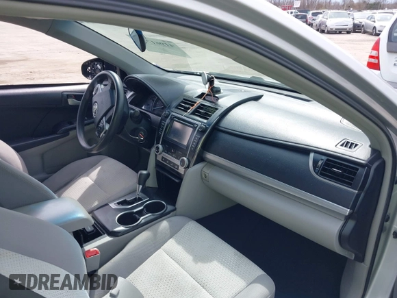 2012 Toyota Camry L with VIN 4T1BF1FK4CU143130, listed as a IAAI auction lot 41961729 with 120,987 mi miles. Bid and sale history available at carsss.com. Image 5.
