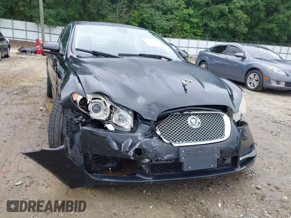 2011 Jaguar XF Premium with VIN SAJWA0GB4BLR84318, listed as a IAAI auction lot 42442011 with 146,340 mi miles and . Bid and sale history available at DreamBid. Image 6.