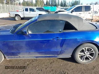 2014 Ford Mustang V6 with VIN 1ZVBP8EM2E5243069, listed as a IAAI auction lot 41725527 with 113,692 mi miles. Bid and sale history available at carsss.com. Image 15.