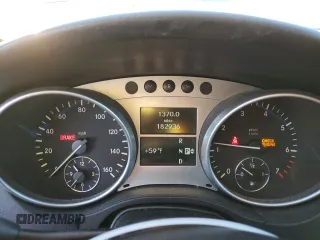 2007 Mercedes-Benz M 350 z VIN 4JGBB86E27A260260, wystawiony jako Copart lot #82666864 z przebiegiem 182 936 mil mil oraz Czysty tytuł • Clean title. Historia ofert i sprzedaży dostępna na DreamBid. Obrazek 9.