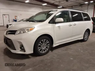 2018 Toyota Sienna XLE Auto Access Seat с VIN 5TDYZ3DC7JS909902, выставлен на аукционе IAAI как лот 42044363 с пробегом 59 283 миль миль и . История ставок и продаж доступна на DreamBid. Изображение 2.