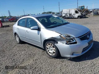2012 Nissan Sentra S z VIN 3N1AB6AP4CL668259, wystawiony jako IAAI lot #42488335 z przebiegiem 98 461 mil mil oraz . Historia ofert i sprzedaży dostępna na DreamBid. Obrazek 1.