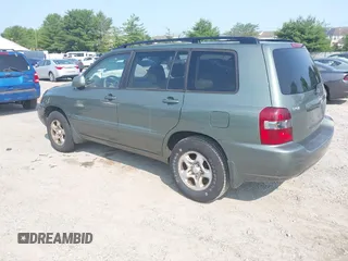 2005 Toyota Highlander z VIN JTEGD21A250116681, wystawiony jako IAAI lot #42344728 z przebiegiem 146 309 mil mil oraz . Historia ofert i sprzedaży dostępna na DreamBid. Obrazek 3.