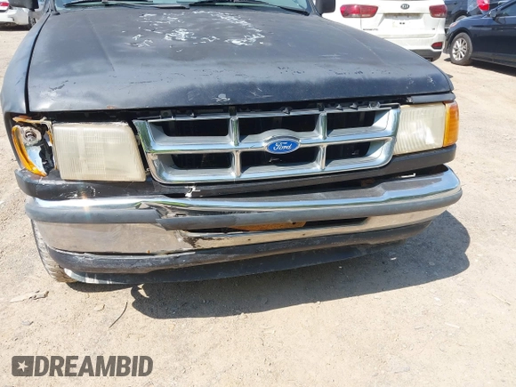 1993 Ford Ranger STX z VIN 1FTCR14U5PPB26328, wystawiony jako IAAI lot #42145116 z przebiegiem 60 664 mil mil oraz . Historia ofert i sprzedaży dostępna na DreamBid. Obrazek 6.