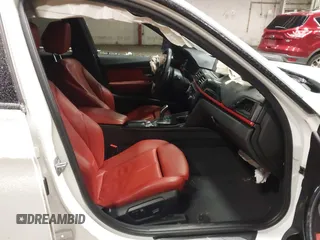 2013 BMW 3 Series 335i с VIN WBA3A9G50DNP37947, выставлен на аукционе IAAI как лот 41568877 с пробегом 82 467 миль миль и . История ставок и продаж доступна на DreamBid. Изображение 5.