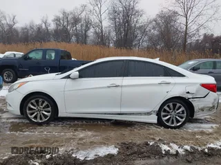 2011 Hyundai Sonata Limited with VIN 5NPEC4AB8BH205740, listed as a IAAI auction lot 41565687 with 195,641 mi miles and . Bid and sale history available at DreamBid. Image 14.