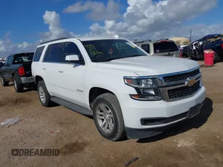 2019 Chevrolet Tahoe LT z VIN 1GNSCBKC0KR393975, wystawiony jako IAAI lot #41129927 z przebiegiem 119 470 mil mil oraz . Historia ofert i sprzedaży dostępna na DreamBid. Obrazek 1.