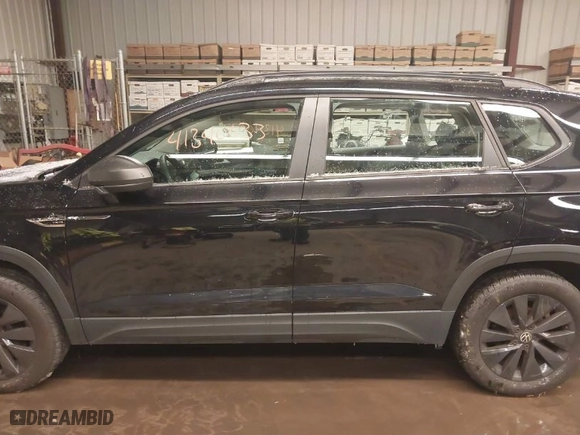 2022 Volkswagen Taos S with VIN 3VVAX7B22NM040058, listed as a IAAI auction lot 41340033 with 49,452 mi miles. Bid and sale history available at carsss.com. Image 13.