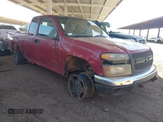 2005 Chevrolet Colorado LS Z71 z VIN 1GCDT196858253064, wystawiony jako IAAI lot #42116832 z przebiegiem 275 187 mil mil oraz . Historia ofert i sprzedaży dostępna na DreamBid. Obrazek 1.