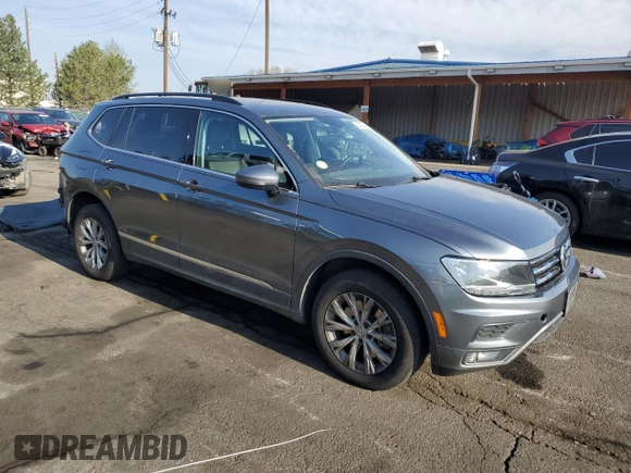2018 Volkswagen Tiguan SEL z VIN 3VV2B7AX0JM013659, wystawiony jako Copart lot #54154665 z przebiegiem 86 603 mil mil oraz Szkoda całkowita • Salvage title. Historia ofert i sprzedaży dostępna na DreamBid. Obrazek 4.