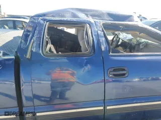 2002 Chevrolet Silverado 1500 LS with VIN 2GCEC19W721227753, listed as a Copart auction lot 81336144 with 0 mi miles and Salvage Title. Bid and sale history available at carsss.com. Image 10.