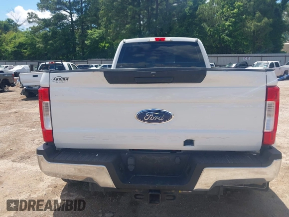 2017 Ford F-350 Lariat z VIN 1FT8W3DT7HEF47398, wystawiony jako IAAI lot #42211536 z przebiegiem 170 129 mil mil oraz . Historia ofert i sprzedaży dostępna na DreamBid. Obrazek 18.