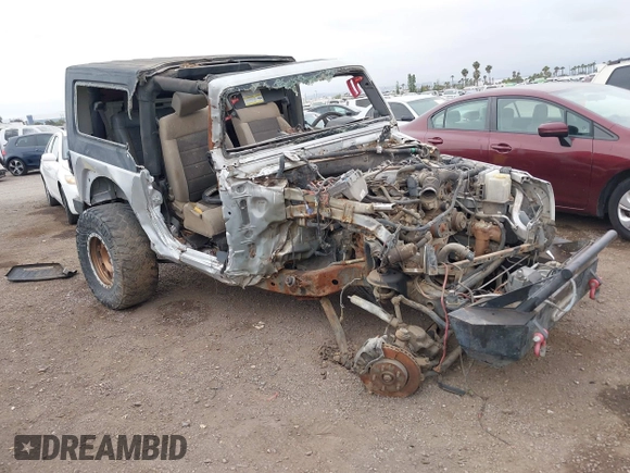 2009 Jeep Wrangler X with VIN 1J4FA24149L775557, listed as a IAAI auction lot 42363653 with Not provided miles and . Bid and sale history available at DreamBid. Image 1.