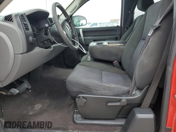 2010 Chevrolet Silverado 1500 LS with VIN 1GCSCREA2AZ207668, listed as a Copart auction lot 88271175 with 233,041 mi miles and Salvage Title. Bid and sale history available at carsss.com. Image 7.