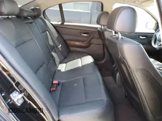 2010 BMW 3 Series 328i z VIN WBAPH5G51ANM36279, wystawiony jako Copart lot #58423785 z przebiegiem 121 379 mil mil oraz Szkoda całkowita • Salvage title. Historia ofert i sprzedaży dostępna na DreamBid. Obrazek 10.