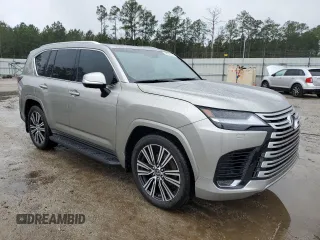 2023 Lexus LX 600 Luxury z VIN JTJGB7CX9P4037333, wystawiony jako Copart lot #38192374 z przebiegiem 1 723 mil mil oraz . Historia ofert i sprzedaży dostępna na DreamBid. Obrazek 4.