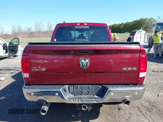 2017 Ram 1500 SLT z VIN 1C6RR7LT9HS774623, wystawiony jako IAAI lot #41964010 z przebiegiem 82 551 mil mil oraz . Historia ofert i sprzedaży dostępna na DreamBid. Obrazek 17.