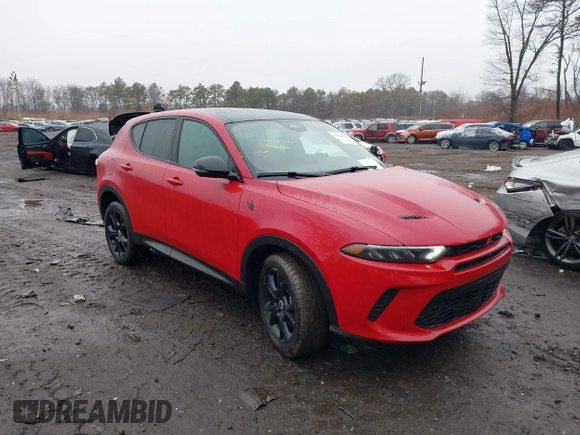 2024 Dodge Hornet GT Plus with VIN ZACNDFBNXR3A20373, listed as a IAAI auction lot 41443542 with 1,388 mi miles and . Bid and sale history available at DreamBid. Image 1.
