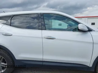 2018 Hyundai Santa Fe 2.4L z VIN 5NMZTDLB9JH060895, wystawiony jako IAAI lot #41939221 z przebiegiem 89 960 mil mil oraz . Historia ofert i sprzedaży dostępna na DreamBid. Obrazek 14.