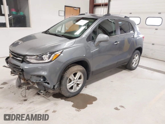 2019 Chevrolet Trax LT with VIN KL7CJPSB8KB937572, listed as a IAAI auction lot 42032722 with 103,132 mi miles. Bid and sale history available at carsss.com. Image 20.