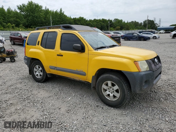 2005 Nissan Xterra SE z VIN 5N1AN08WX5C620712, wystawiony jako Copart lot #57815735 z przebiegiem 203 340 mil mil oraz Szkoda całkowita • Salvage title. Historia ofert i sprzedaży dostępna na DreamBid. Obrazek 4.