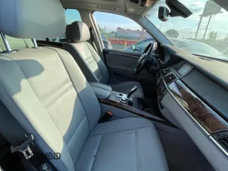 2008 BMW X5 3.0si with VIN 5UXFE43548L007391, listed as a Copart auction lot 53172325 with 60,922 mi miles and Clean Title. Bid and sale history available at carsss.com. Image 5.
