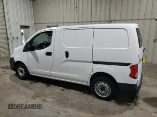 2017 Nissan NV200 S z VIN 3N6CM0KN1HK700458, wystawiony jako Copart lot #56231255 z przebiegiem 199 622 mil mil oraz Czysty tytuł • Clean title. Historia ofert i sprzedaży dostępna na DreamBid. Obrazek 2.