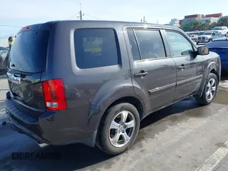 2013 Honda Pilot EX-L with VIN 5FNYF3H57DB031983, listed as a IAAI auction lot 41912221 with 148,908 mi miles. Bid and sale history available at carsss.com. Image 4.