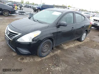 2015 Nissan Versa SV with VIN 3N1CN7AP1FL809508, listed as a IAAI auction lot 41979380 with 190,307 mi miles. Bid and sale history available at carsss.com. Image 2.