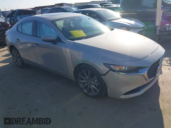 2025 Mazda 3 S Preferred with VIN 3MZBPACM9SM450395, listed as a IAAI auction lot 41132298 with 773 mi miles and . Bid and sale history available at DreamBid. Image 1.