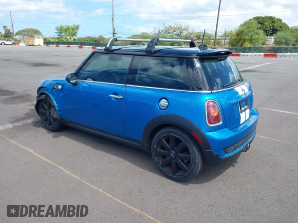 2010 MINI Hardtop S with VIN WMWMF7C51ATW89883, listed as a IAAI auction lot 42281047 with 121,847 mi miles and . Bid and sale history available at DreamBid. Image 3.