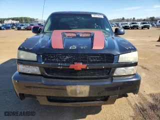 2004 Chevrolet Silverado 1500 Work Truck with VIN 2GCEC19V941266001, listed as a Copart auction lot 88979425 with 269,959 mi miles and Non Repairable. Bid and sale history available at carsss.com. Image 5.