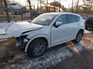 2025 Mazda CX-5 2.5 S Preferred Package with VIN JM3KFBCL4S0539997, listed as a IAAI auction lot 41397272 with 3,421 mi miles. Bid and sale history available at carsss.com. Image 18.