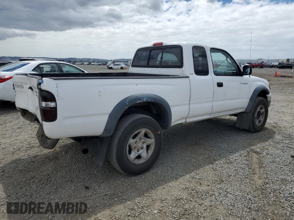 2001 Toyota Tacoma PreRunner with VIN 5TESM92N61Z838478, listed as a Copart auction lot 53168835 with 370,184 mi miles and Salvage title. Bid and sale history available at DreamBid. Image 3.