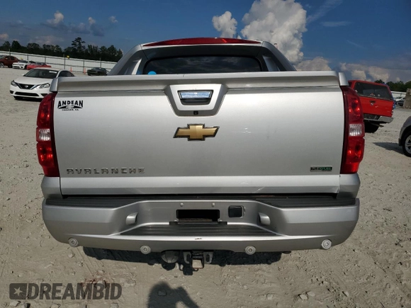 2011 Chevrolet Avalanche LTZ with VIN 3GNTKGE39BG302847, listed as a Copart auction lot 74126814 with 246,301 mi miles and Salvage Title. Bid and sale history available at carsss.com. Image 6.