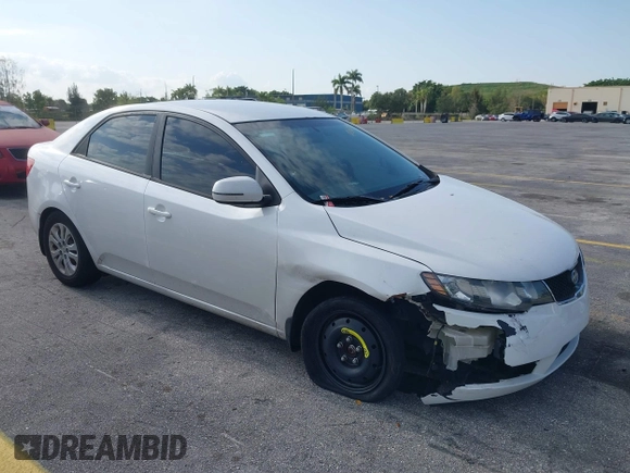 2013 Kia Forte EX with VIN KNAFU4A23D5731338, listed as a IAAI auction lot 42067997 with 130,300 mi miles. Bid and sale history available at carsss.com. Image 6.