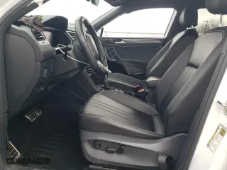 2022 Volkswagen Tiguan SE R-Line Black with VIN 3VVCB7AX0NM105283, listed as a Copart auction lot 49964315 with 41,317 mi miles and Salvage Title. Bid and sale history available at carsss.com. Image 7.