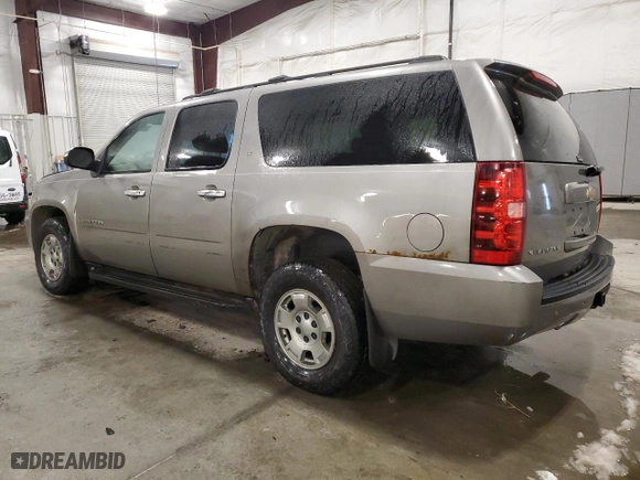 2009 Chevrolet Suburban LT w/1LT with VIN 1GNFK26399R247244, listed as a Copart auction lot 86077374 with 173,513 mi miles and Salvage Title. Bid and sale history available at carsss.com. Image 2.