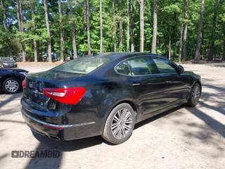 2015 Kia Cadenza Premium z VIN KNALN4D77F5177893, wystawiony jako IAAI lot #42261570 z przebiegiem 107 396 mil mil oraz . Historia ofert i sprzedaży dostępna na DreamBid. Obrazek 4.