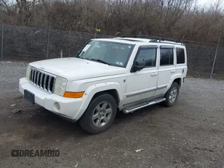 2008 Jeep Commander Limited with VIN 1J8HG58N58C236738, listed as a IAAI auction lot 41738525 with 130,740 mi miles. Bid and sale history available at carsss.com. Image 2.