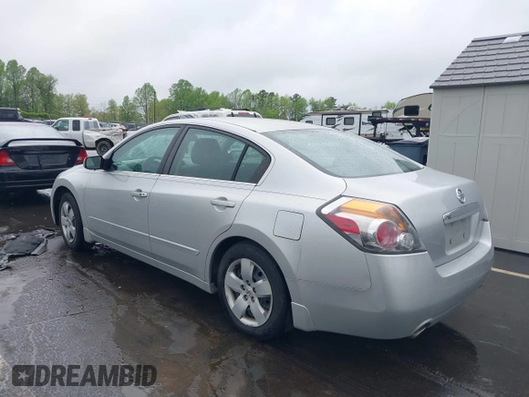 2008 Nissan Altima 2.5 S with VIN 1N4AL21EX8C285128, listed as a IAAI auction lot 41979247 with 168,818 mi miles. Bid and sale history available at carsss.com. Image 3.