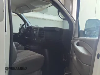 2010 Chevrolet Express Cargo с VIN 1GCZGFBA1A1160380, выставлен на аукционе IAAI как лот 42763033 с пробегом 153 559 миль миль и . История ставок и продаж доступна на DreamBid. Изображение 27.