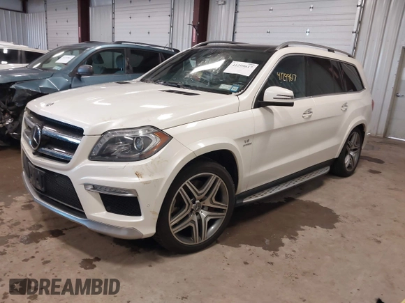 2015 Mercedes-Benz GL-Class GL 63 AMG with VIN 4JGDF7EE8FA448000, listed as a IAAI auction lot 41299617 with 124,456 mi miles. Bid and sale history available at carsss.com. Image 17.