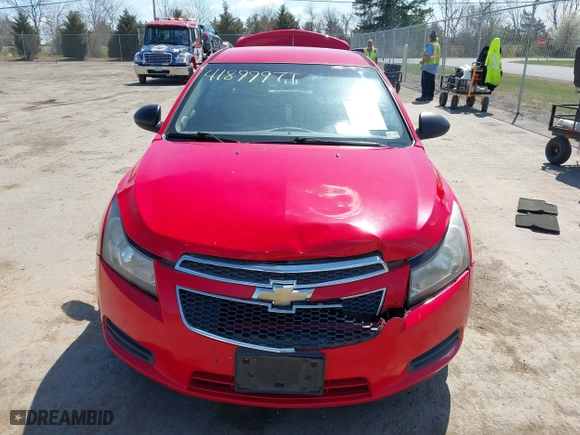 2014 Chevrolet Cruze LS with VIN 1G1PA5SH6E7145210, listed as a IAAI auction lot 41899971 with 157,847 mi miles. Bid and sale history available at carsss.com. Image 13.
